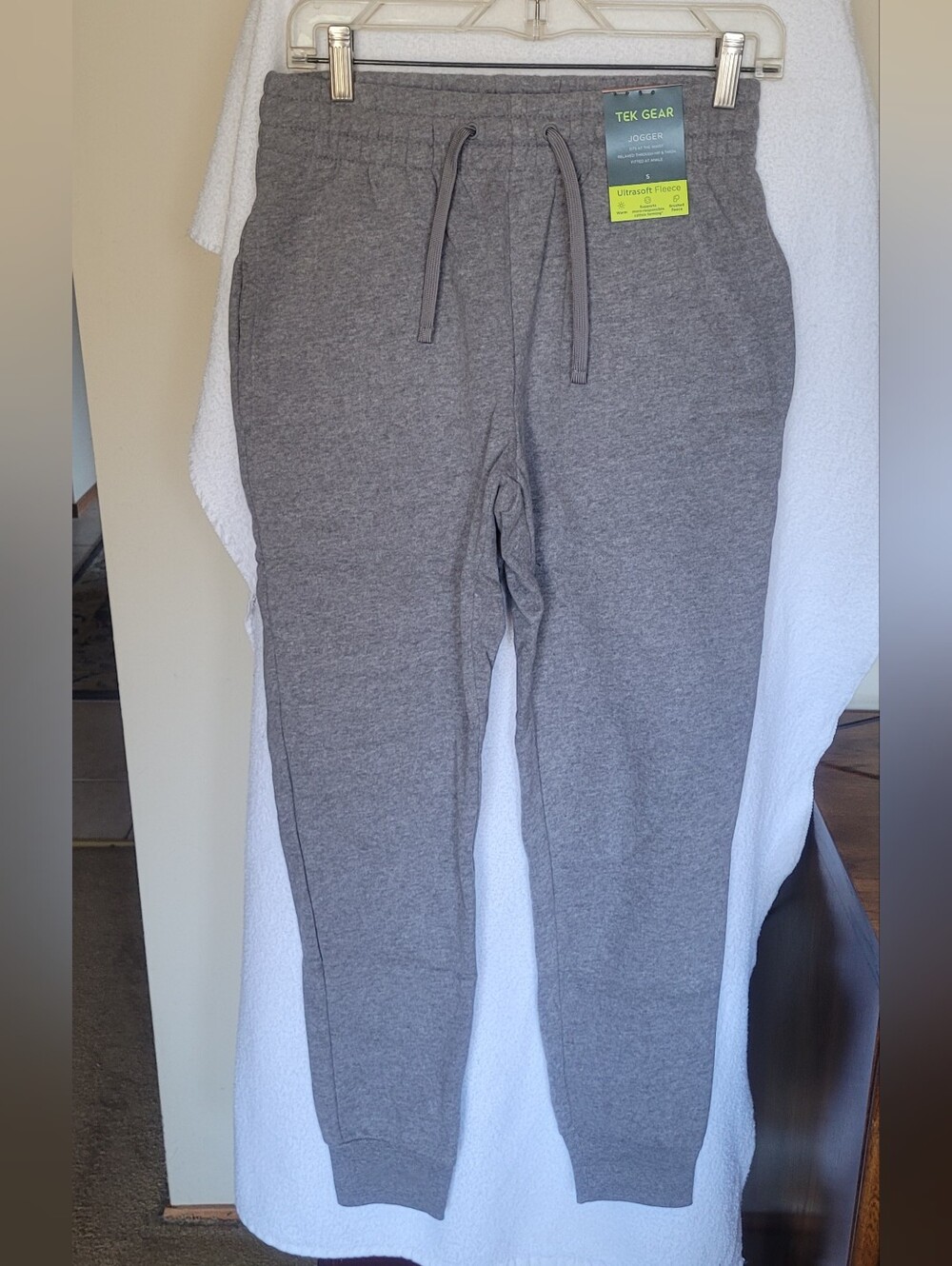 Men's Tek Gear Jogger Sweats Ultra Soft Fleece Size S Grey NWT Pockets (Bin 2)